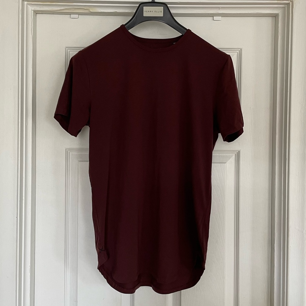 Cuts Clothing elongated tee-port